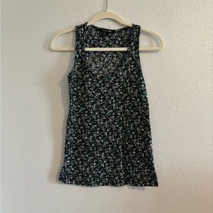 Size small black floral tank top. Full length. Forever 21